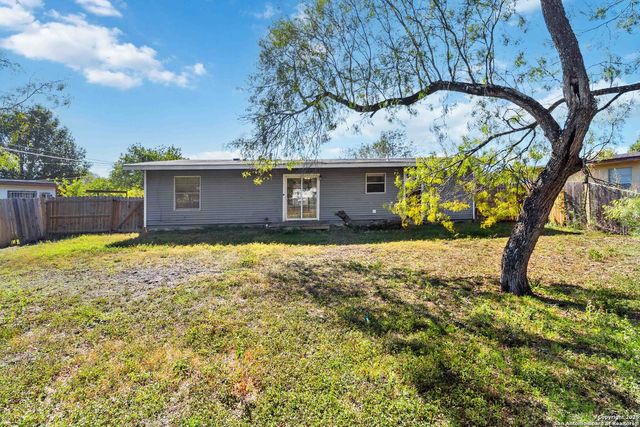 6207 Deer Valley, San Antonio, TX 78242