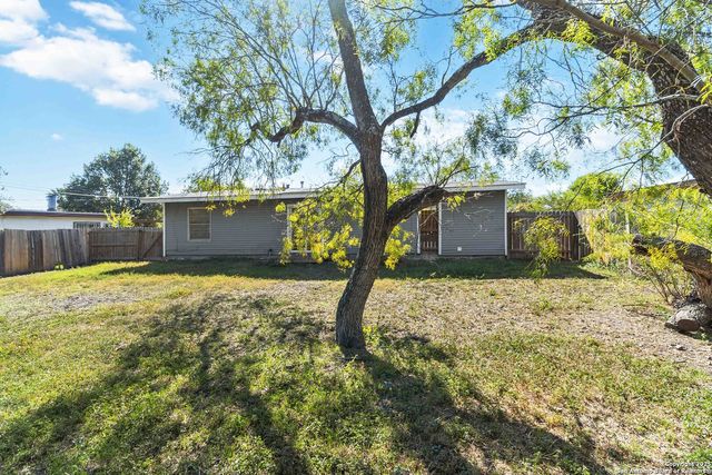 6207 Deer Valley, San Antonio, TX 78242
