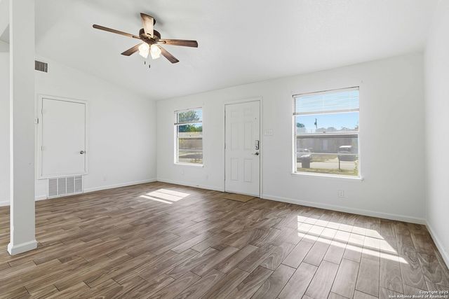 6207 Deer Valley, San Antonio, TX 78242