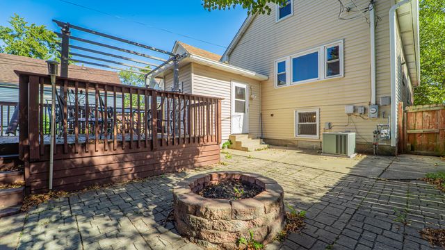 2512 White Oak Avenue, Whiting, IN 46394