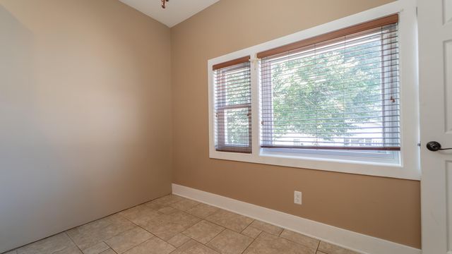 2512 White Oak Avenue, Whiting, IN 46394