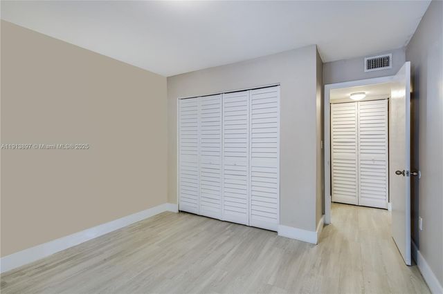 8305 SW 72nd Ave 105A, Miami, FL 33143