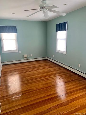 72 Georgia Avenue Main, Long Beach, NY 11561