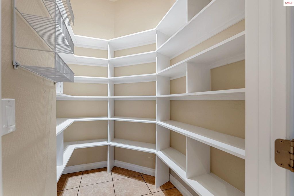 1100 S Division Ave, Sandpoint, ID 83864 photo 20