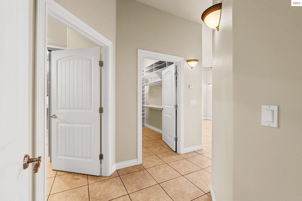 1100 S Division Ave, Sandpoint, ID 83864 photo 21