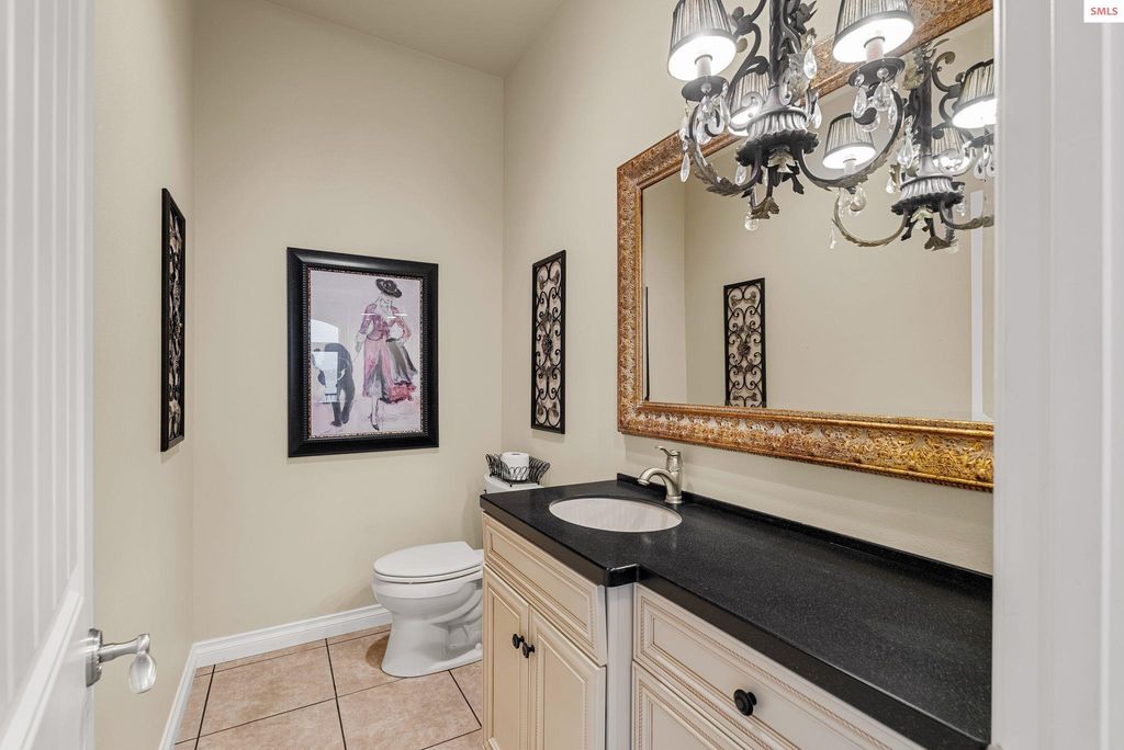 1100 S Division Ave, Sandpoint, ID 83864 photo 30