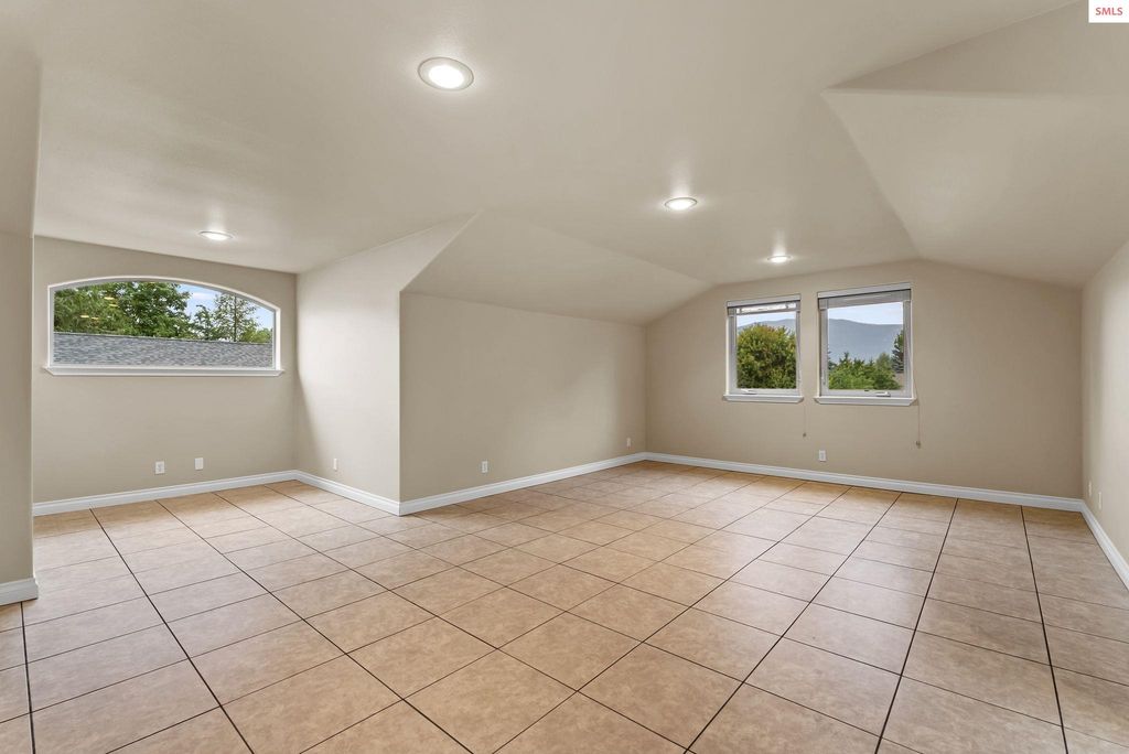 1100 S Division Ave, Sandpoint, ID 83864 photo 39