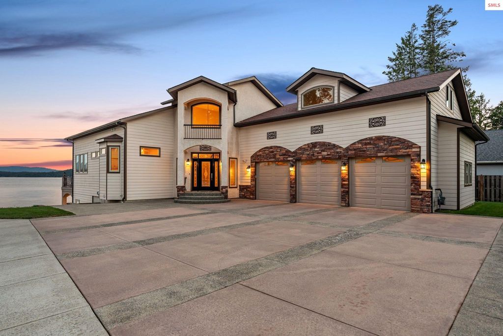 1100 S Division Ave, Sandpoint, ID 83864 photo 4