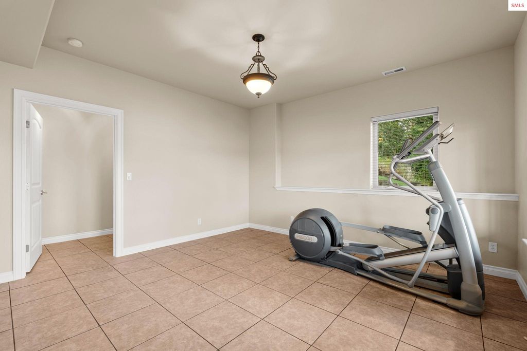 1100 S Division Ave, Sandpoint, ID 83864 photo 49