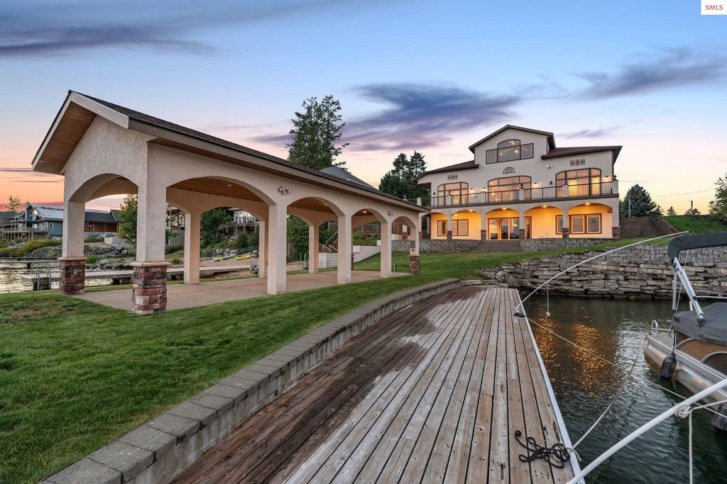 1100 S Division Ave, Sandpoint, ID 83864 photo 5