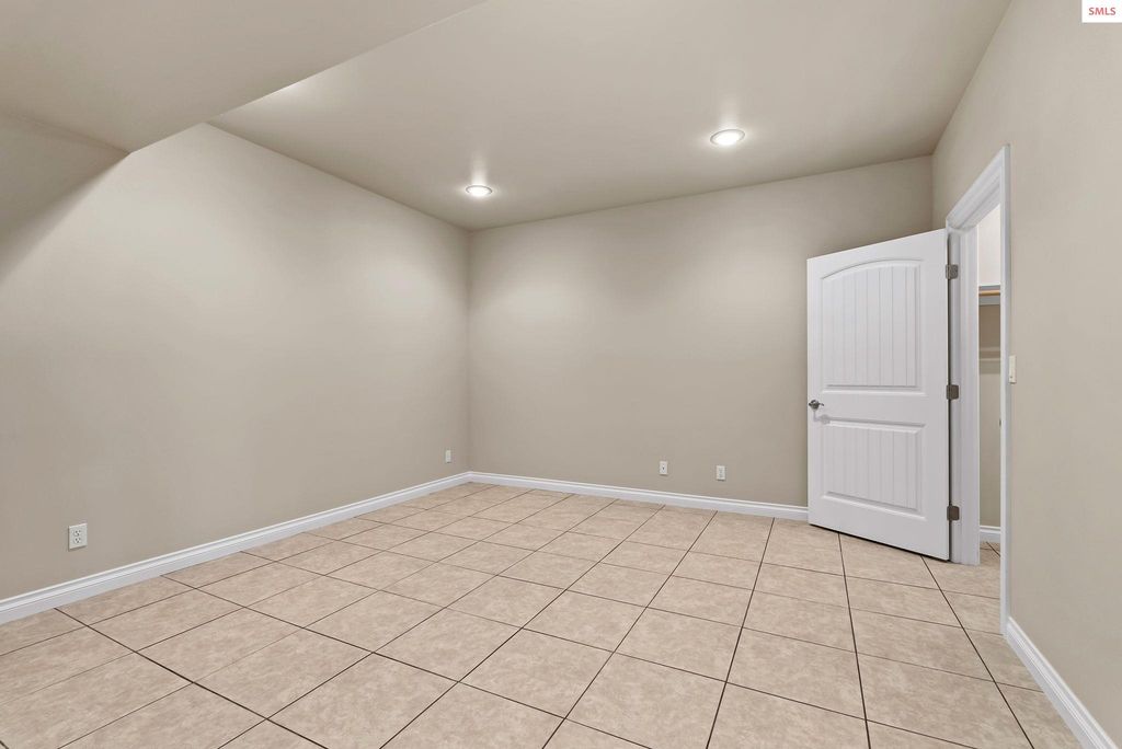 1100 S Division Ave, Sandpoint, ID 83864 photo 57