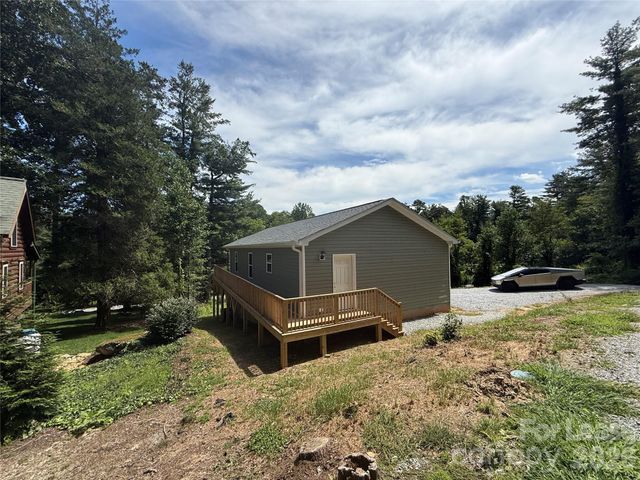 509 Bonner Street, Hendersonville, NC 28739