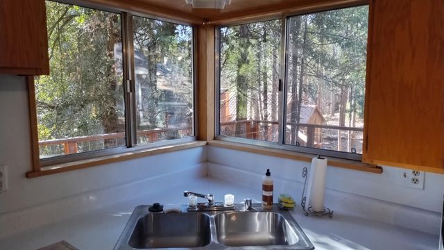 594 Loop Drive, Camp Nelson, CA 93265