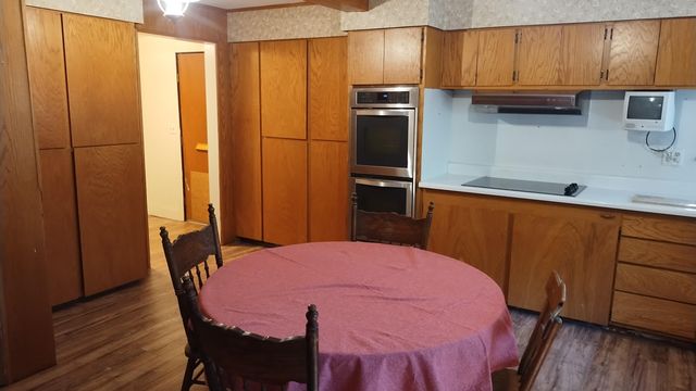 594 Loop Drive, Camp Nelson, CA 93265