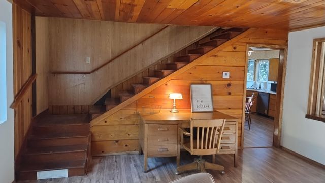 594 Loop Drive, Camp Nelson, CA 93265