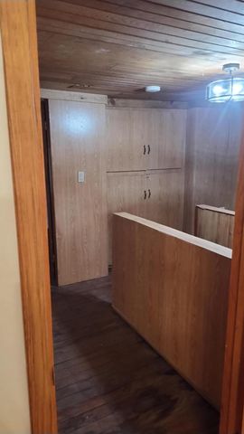 594 Loop Drive, Camp Nelson, CA 93265