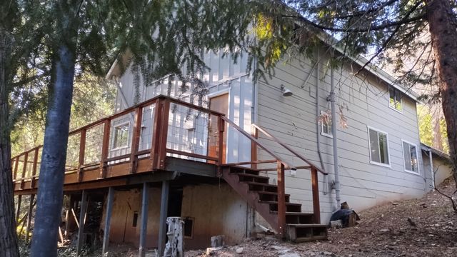 594 Loop Drive, Camp Nelson, CA 93265