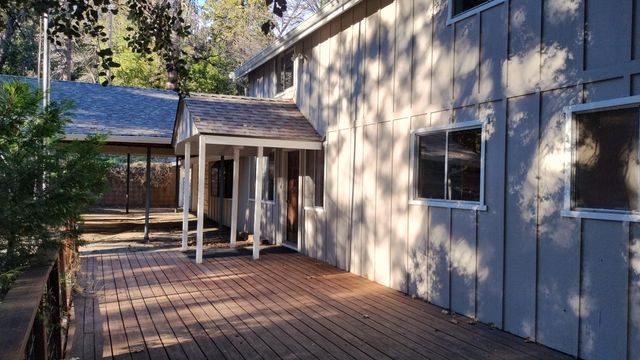 594 Loop Drive, Camp Nelson, CA 93265