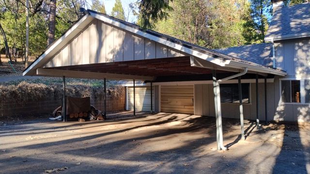 594 Loop Drive, Camp Nelson, CA 93265