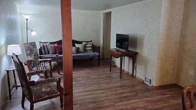 594 Loop Drive, Camp Nelson, CA 93265