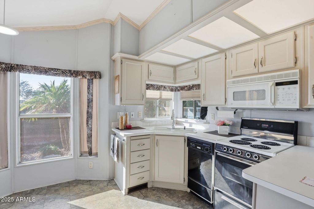 11201 N EL MIRAGE Road 720, El Mirage, AZ 85335 — photo 2