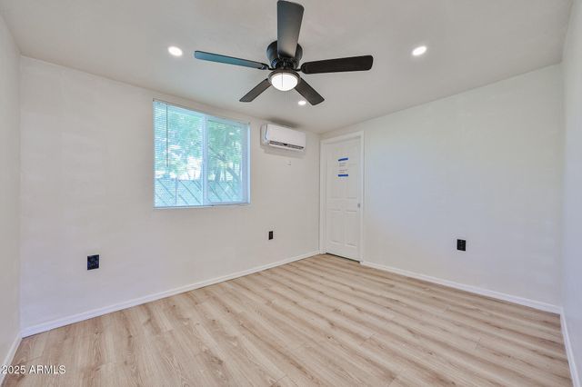 437 E ANNETTE Drive, Phoenix, AZ 85022