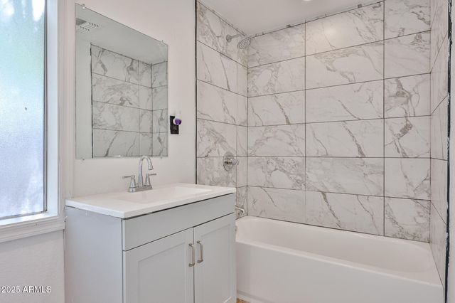 437 E ANNETTE Drive, Phoenix, AZ 85022