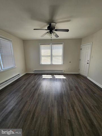 89 SPARKS ST, Philadelphia, PA 19120