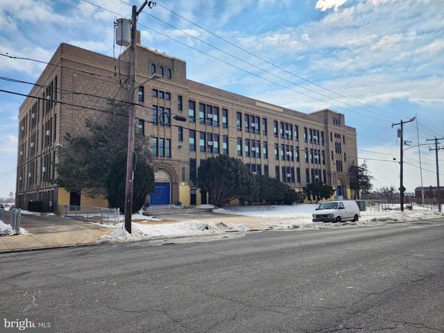 89 SPARKS ST, Philadelphia, PA 19120