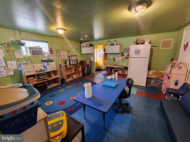 89 SPARKS ST, Philadelphia, PA 19120