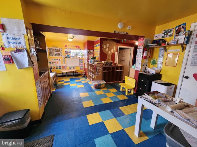 89 SPARKS ST, Philadelphia, PA 19120