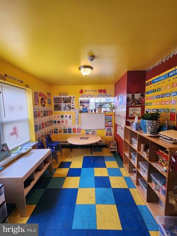 89 SPARKS ST, Philadelphia, PA 19120