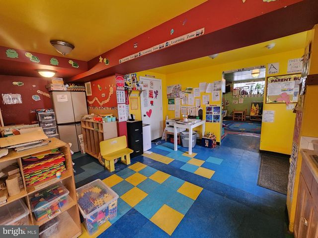 89 SPARKS ST, Philadelphia, PA 19120