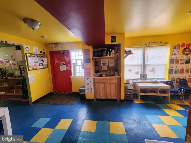 89 SPARKS ST, Philadelphia, PA 19120