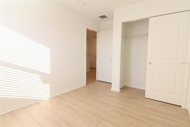 2208 PARAVANE WAY, Wesley Chapel, FL 33543