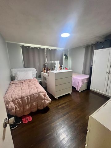 84 Elsie St, Everett, MA 02149