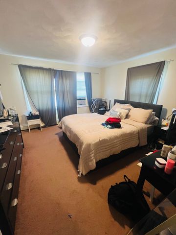 84 Elsie St, Everett, MA 02149