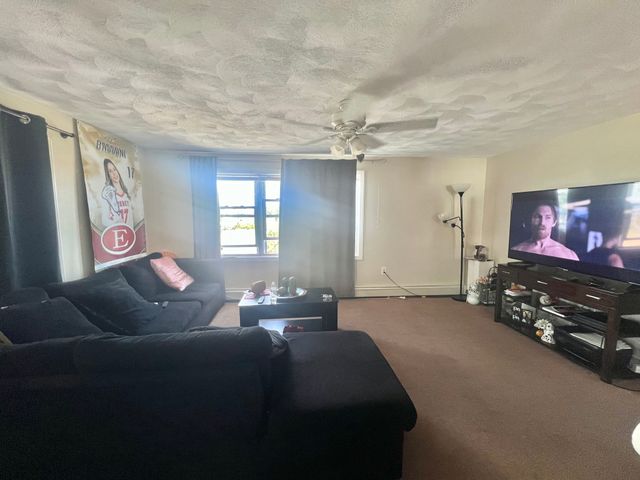 84 Elsie St, Everett, MA 02149
