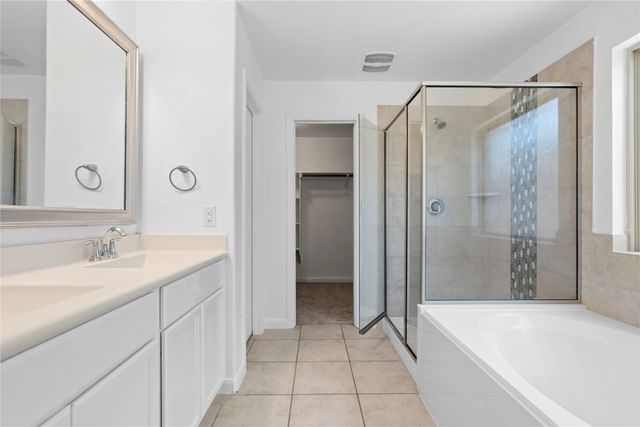 9025 Bronze Meadow Drive, Fort Worth, TX 76131