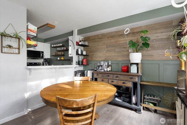 1121 SW Barrington Drive #3, Oak Harbor, WA 98277