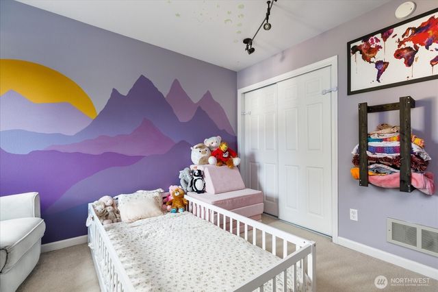 1121 SW Barrington Drive #3, Oak Harbor, WA 98277