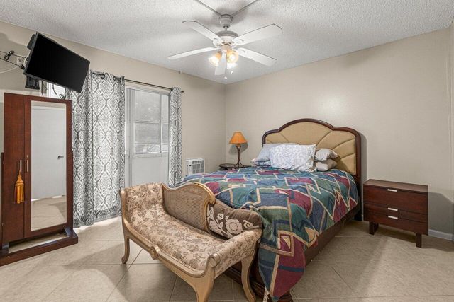 175 Suffolk E 175, Boca Raton, FL 33434