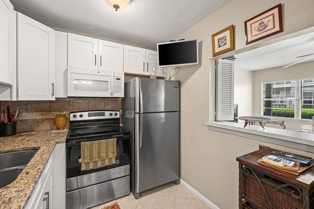 175 Suffolk E 175, Boca Raton, FL 33434