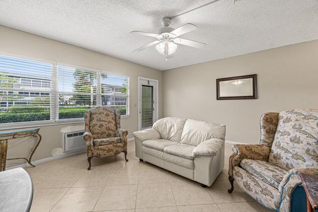 175 Suffolk E 175, Boca Raton, FL 33434