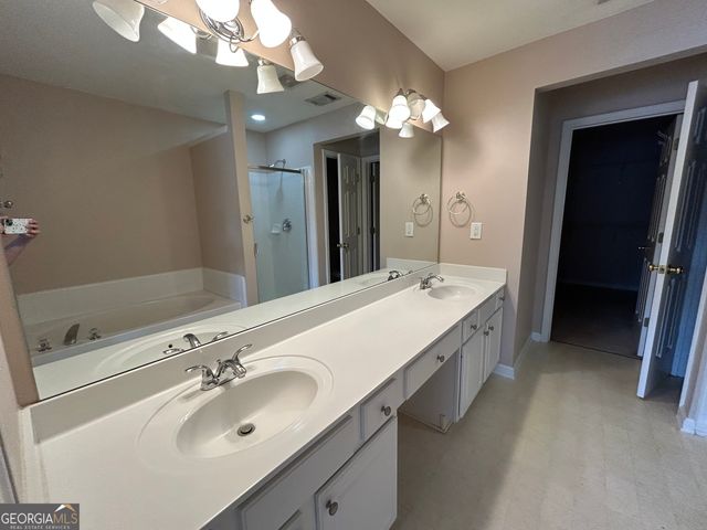 226 Regent Square, Woodstock, GA 30188