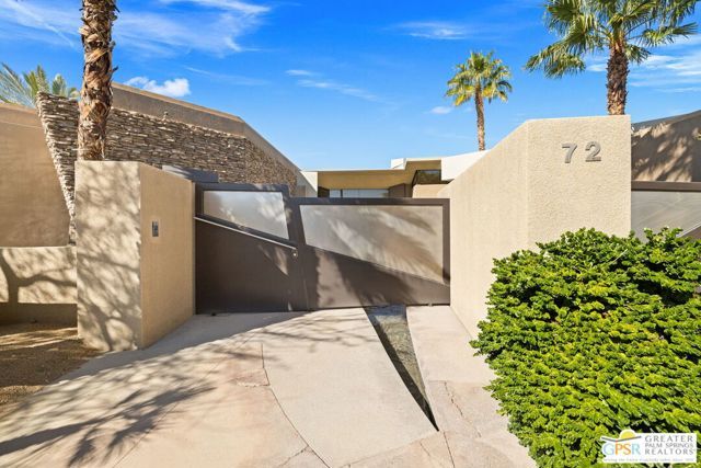 72 Royal Saint Georges Way, Rancho Mirage, CA 92270