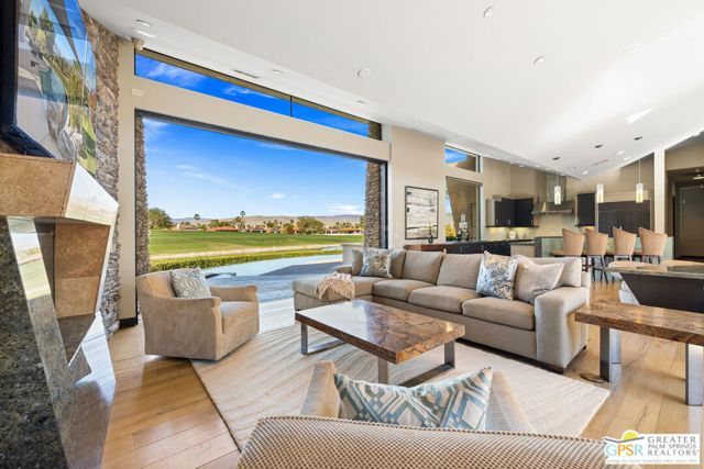 72 Royal Saint Georges Way, Rancho Mirage, CA 92270