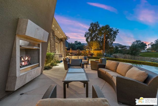 72 Royal Saint Georges Way, Rancho Mirage, CA 92270