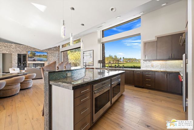 72 Royal Saint Georges Way, Rancho Mirage, CA 92270