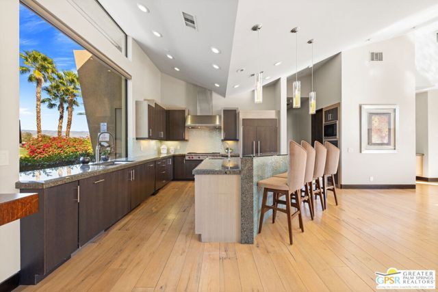 72 Royal Saint Georges Way, Rancho Mirage, CA 92270